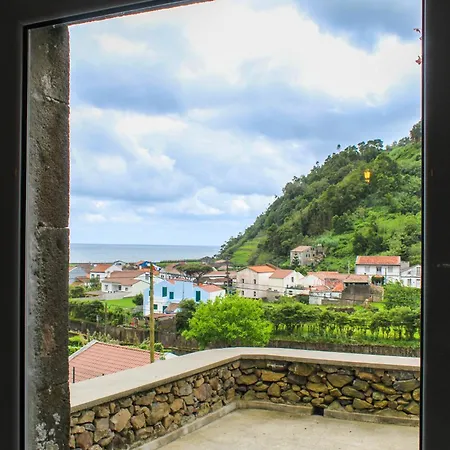 Casa Da Eira Faial da Terra