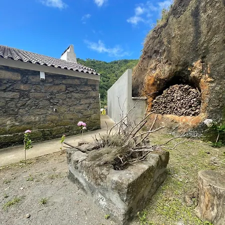Casa Da Eira * Faial da Terra